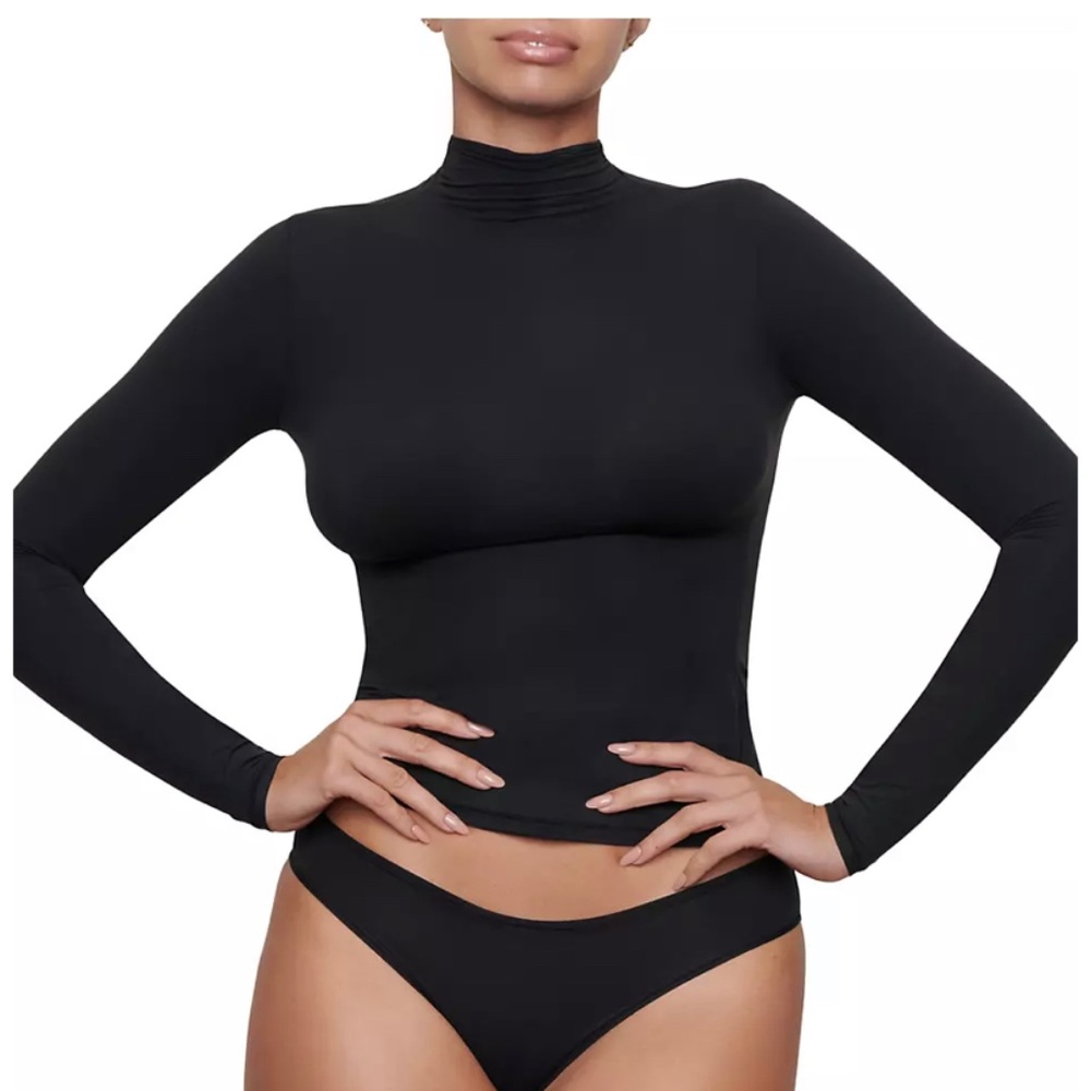 Skims Fit Everybody Soft Smoothing Turtleneck